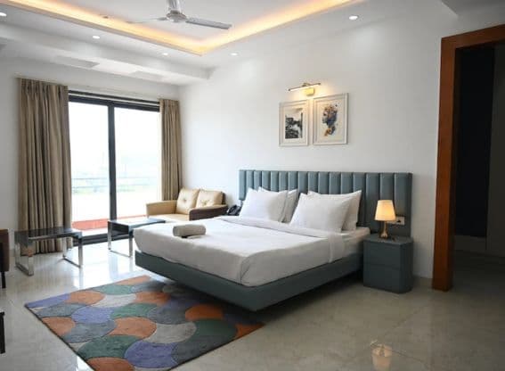 Accomodation