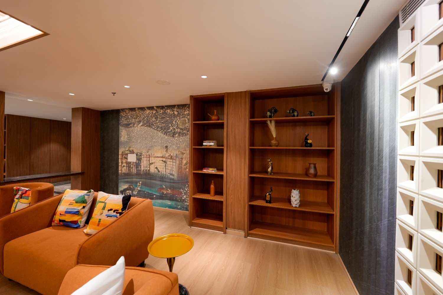 Reception & Lobby