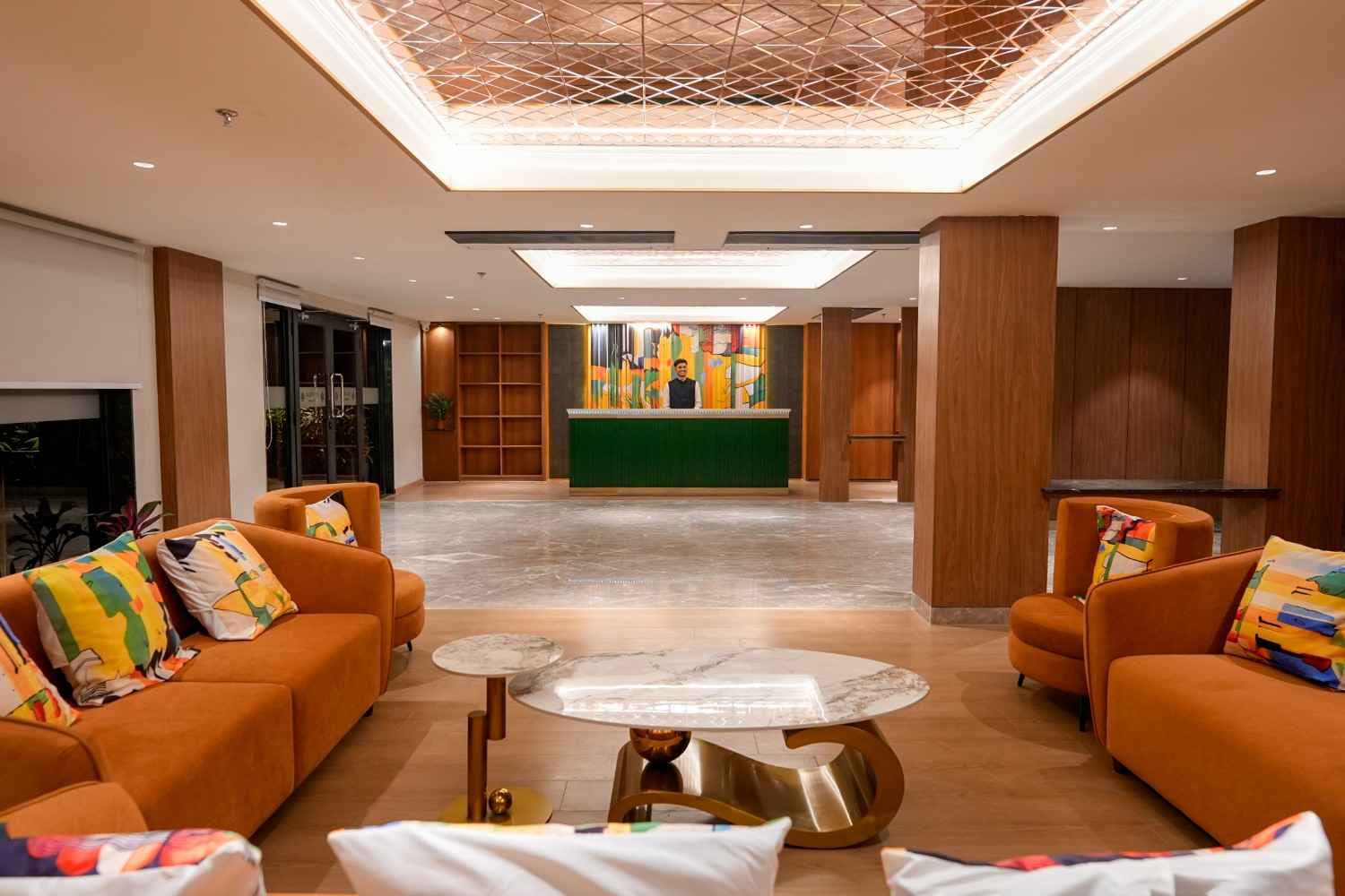 Reception & Lobby