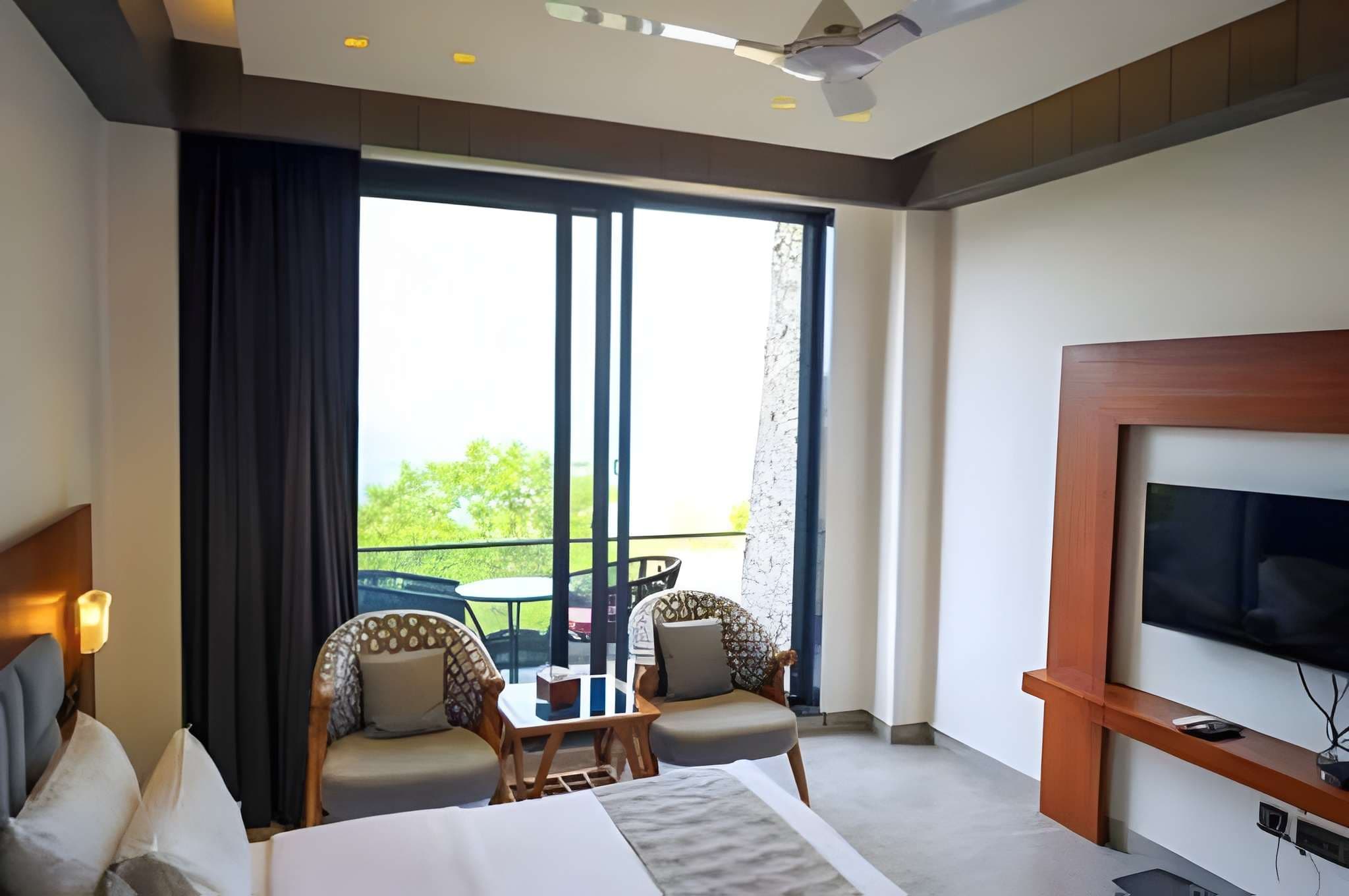 Super Deluxe Room