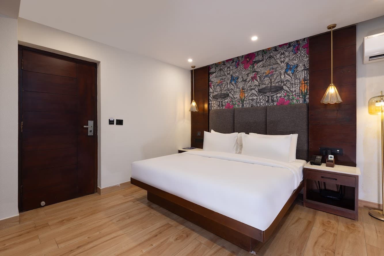 Accomodation